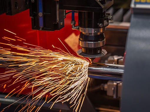 Machine makes steel tube custom cuts to spec